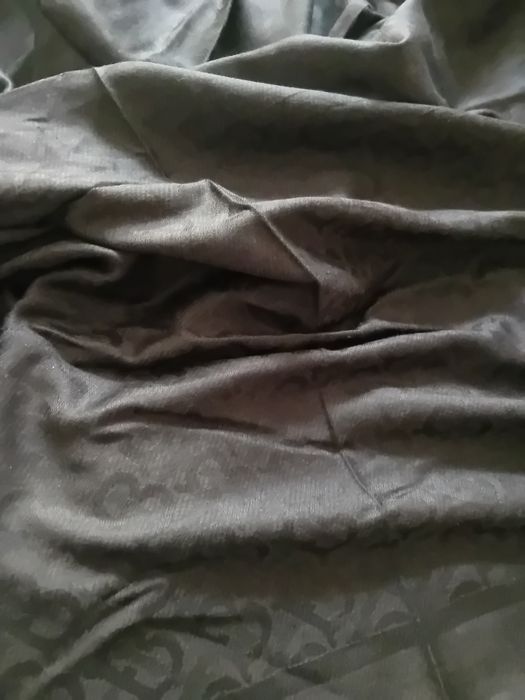 Esarfa superba, Burberry