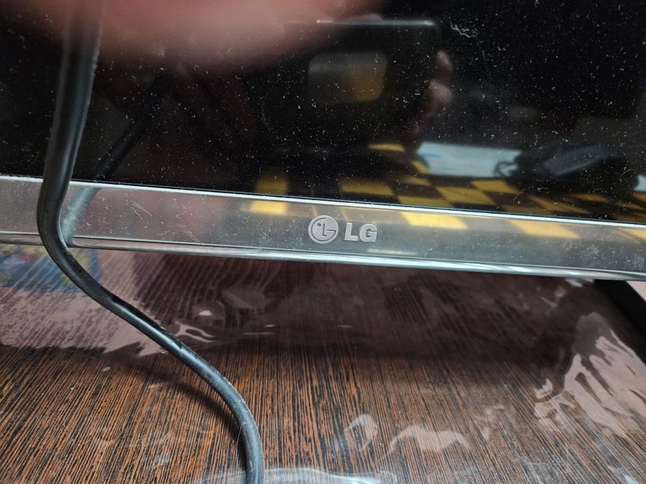 Телевизор на запчасти