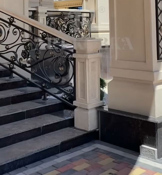 Гранит травертин мрамор тумба ступени перила