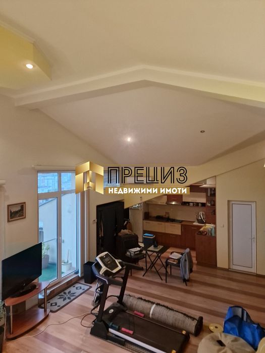 Продажба 2-стаен гр. Шумен - Пазара 77m²