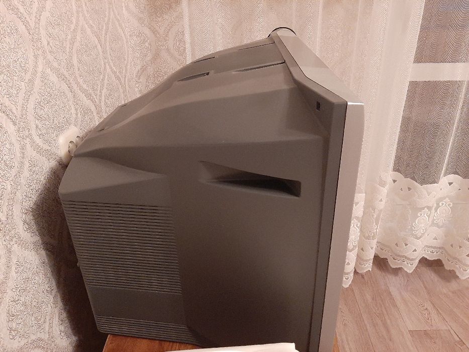 Продаю телевизор