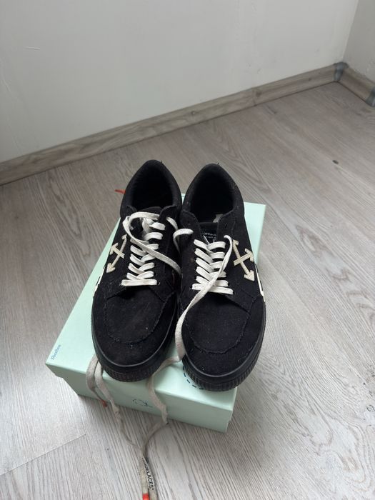 Off white vulcanised low