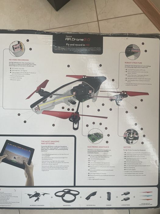 Дрон Parrot AR.Drone 2.0 Power Edition