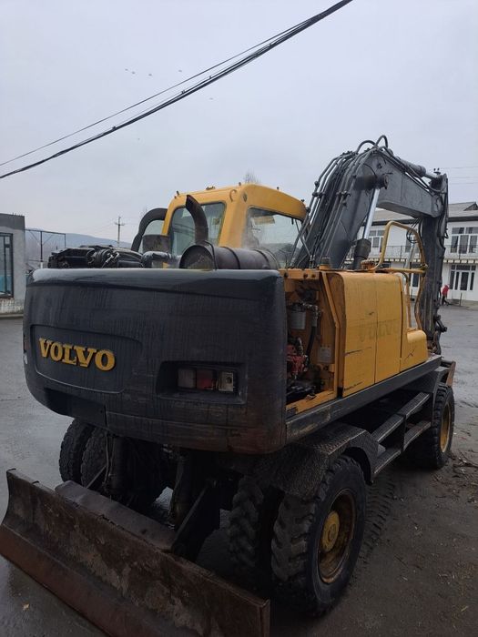 Volvo 2004-yil xolati alo