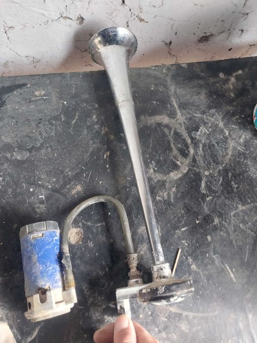 Ваздушнь сигнал холати яахши хамма жойи ишлиди 300000