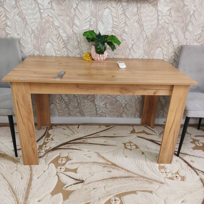 Продам стол + 3  шт стулья