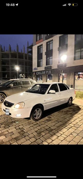 Продам Приору срочно