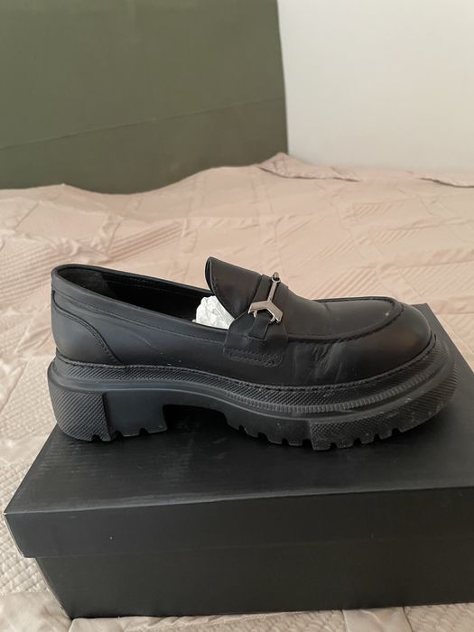 Продаю туфли платформу