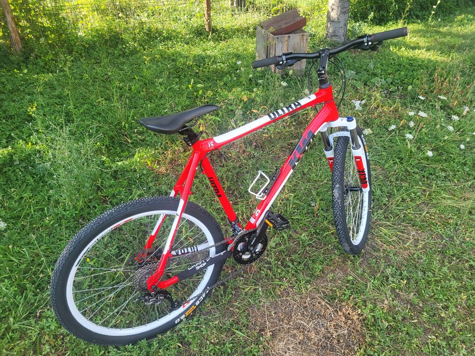 De vanzare bicicleta KTM Ultra Fire,roti pe 26 inch,frane hidraulice pe disc Shimano