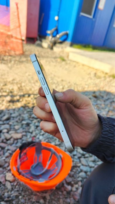 Iphone 13  в хорошем состоянии 128гб