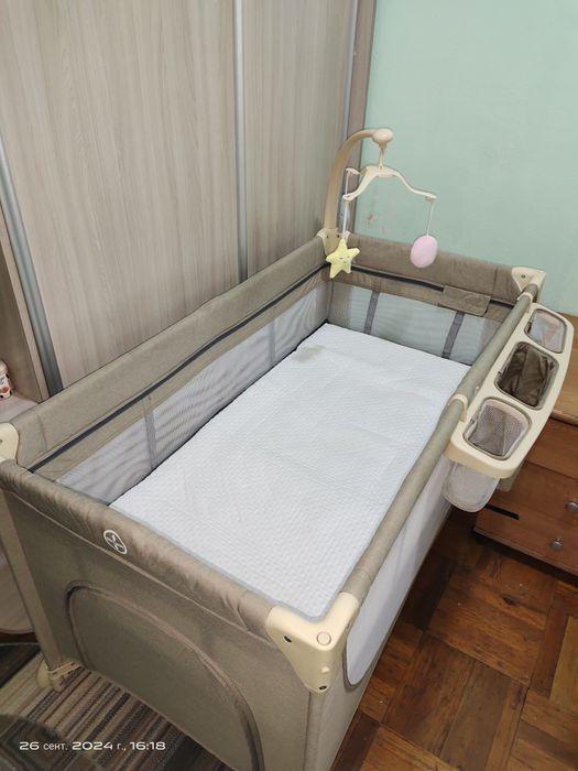 Продам манеж кровать