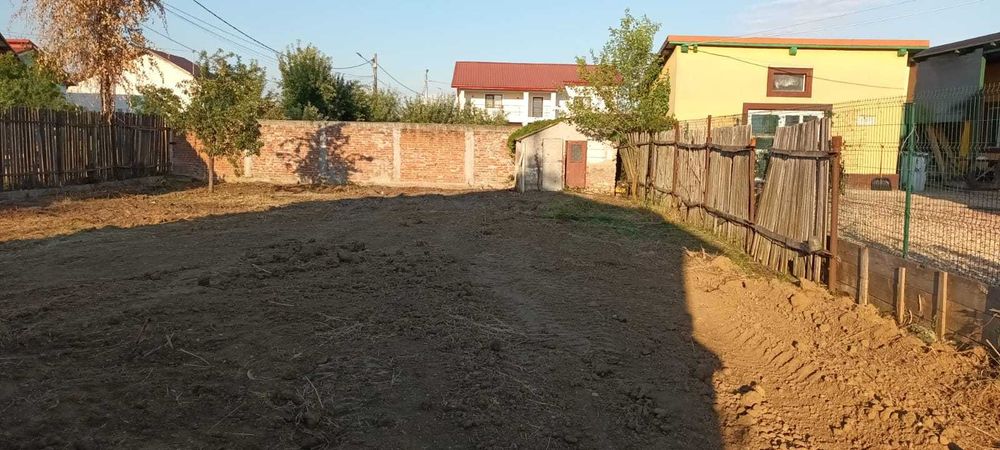 Teren de vanzare intravilan lot 300mp PREMIUM - Apa - Curent - Gaze - Canalizare - Asfalt - COMUNA 1 DECEMBRIE, ILFOV