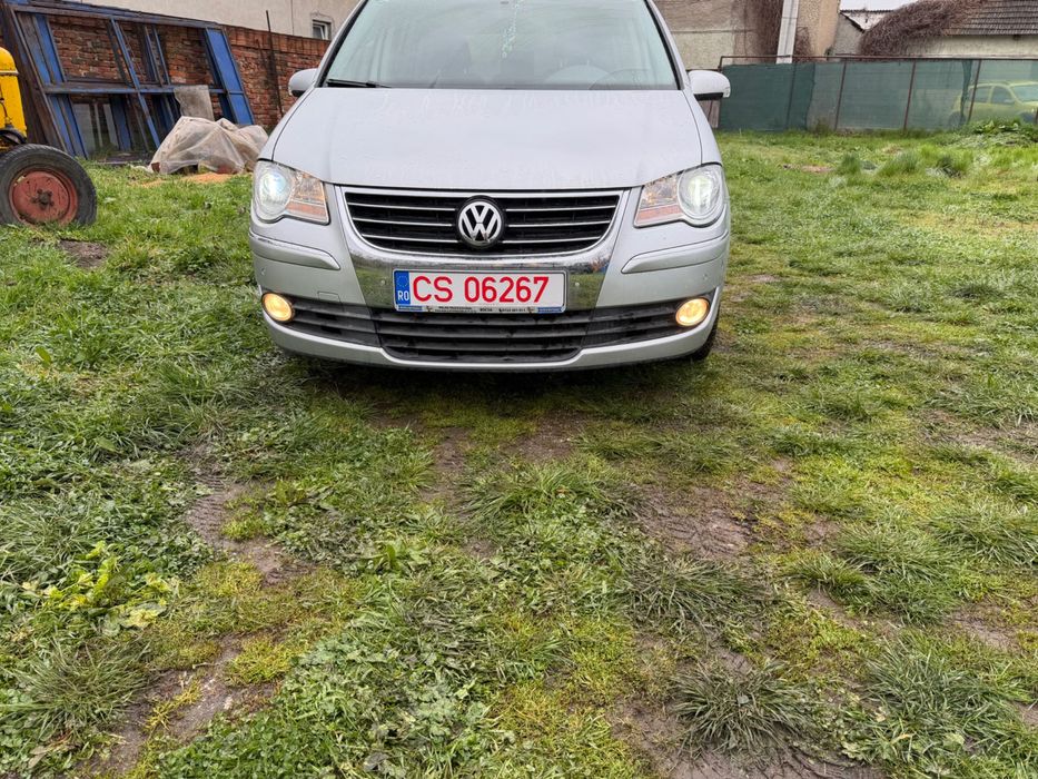 Vw Touran 2.0 tdi 170 CP