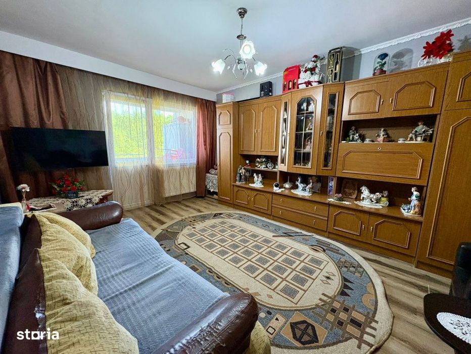 Apartament cu 2 camere | Etaj 4/10 | Decomandat | Balcon | Manastur!