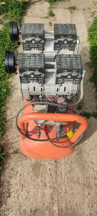 Компрессор без масленный