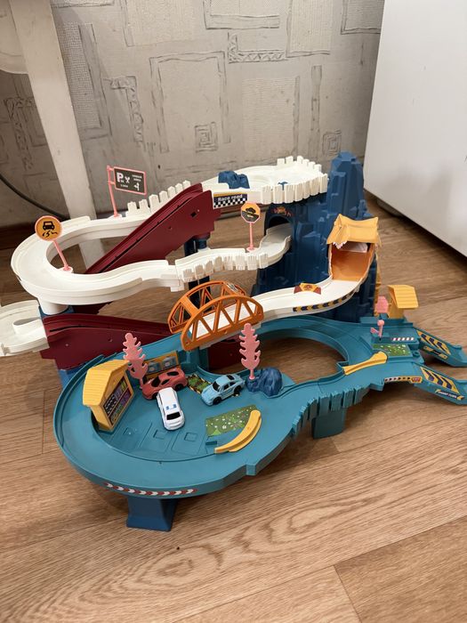 Продам детские игрушки