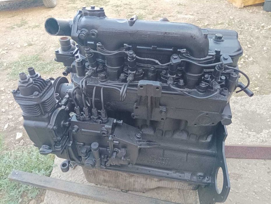 Двигатель МТЗ-80 с КПП в сборе