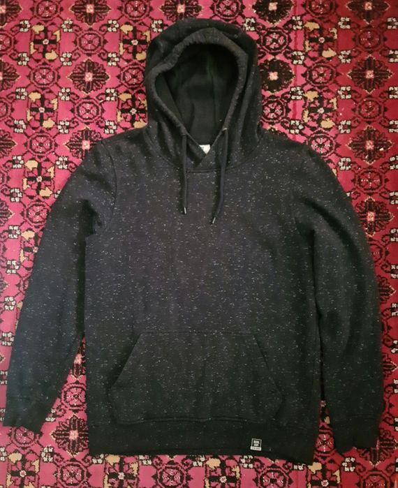 Толстовки с капюшоном