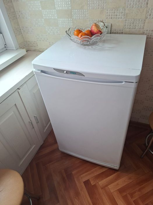 Продам морозильную камеру