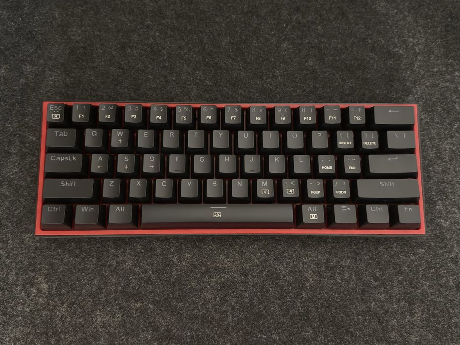Tastatura mecanica Redragon Fizz K617 RGB 60% - In stare perfecta