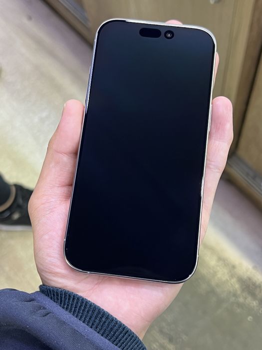 Iphone 16 pro natural