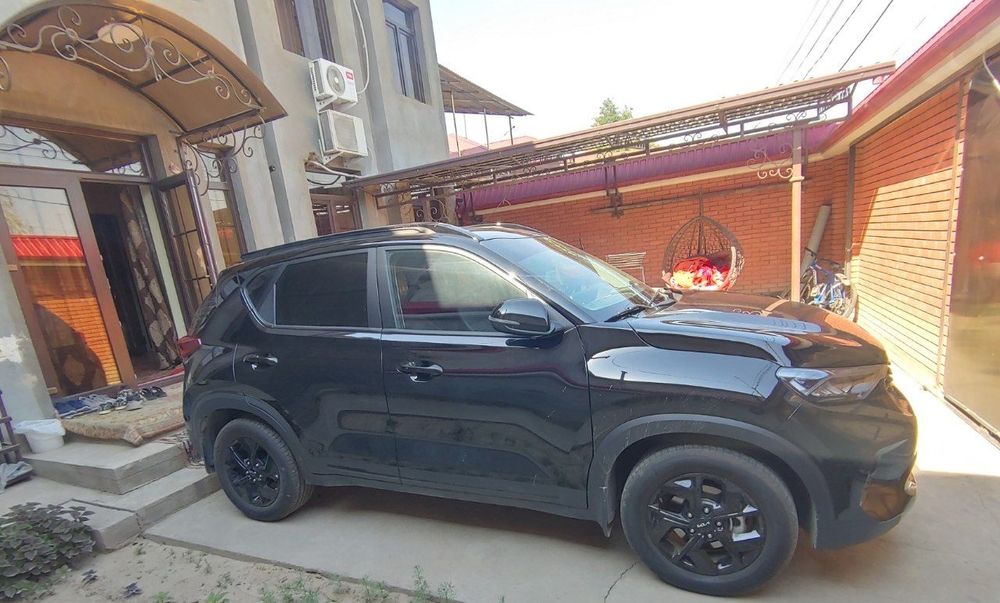 Kia Sonet Black Edition Fuli