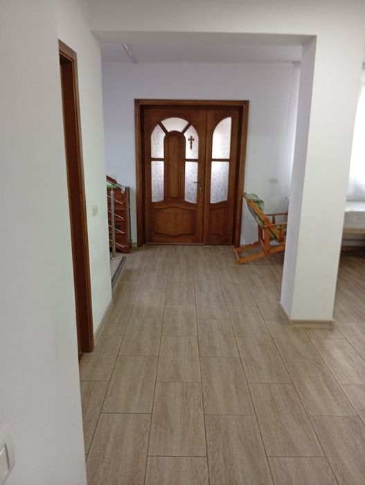 Se vinde întreaga proprietate