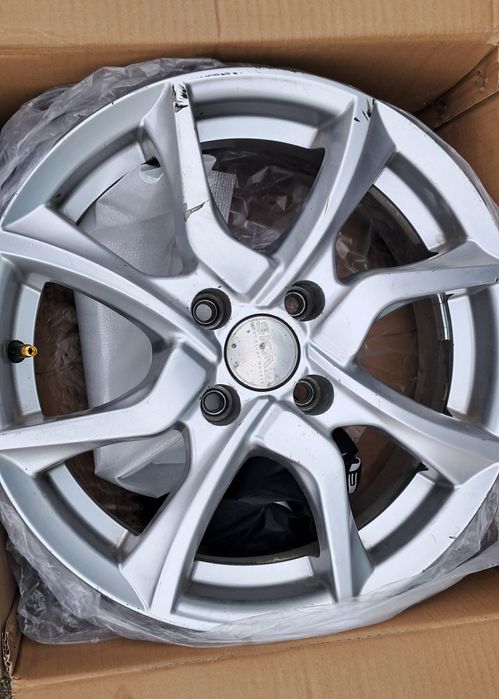 Продам колеса 195/65 R15