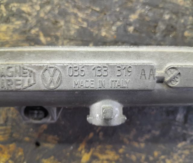 Rampa injectoare 1.4TDI 036133319aa Volkswagen VW Golf 4  [din 1997 pana  2006] seria