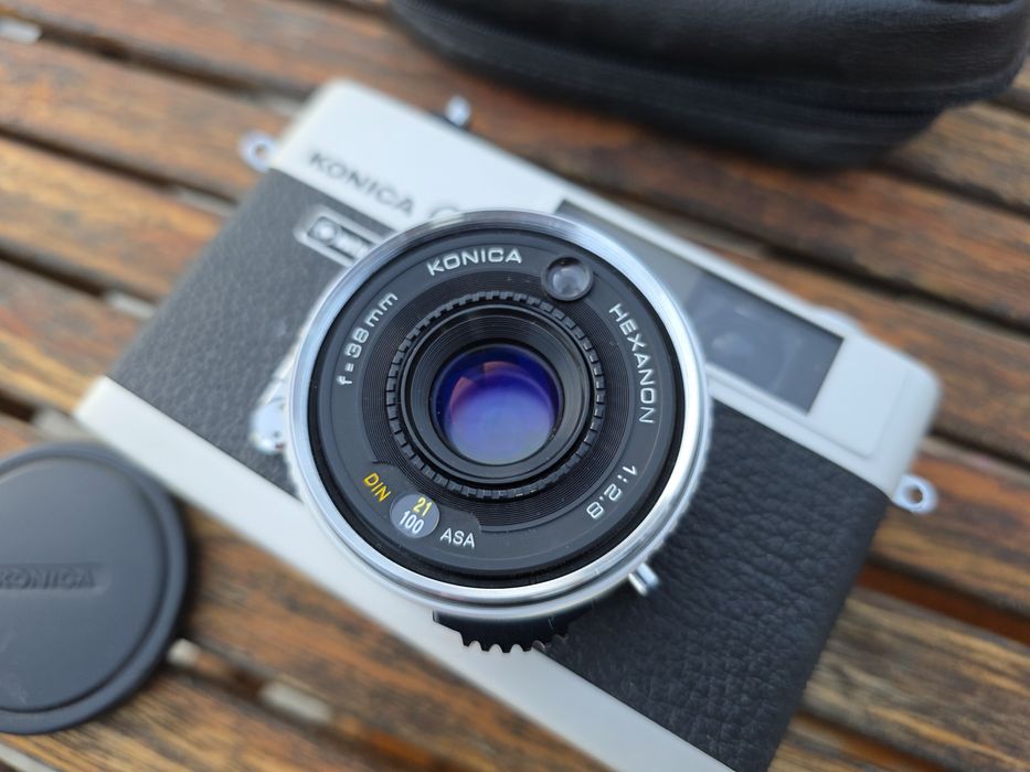 Konica C35 impecabila