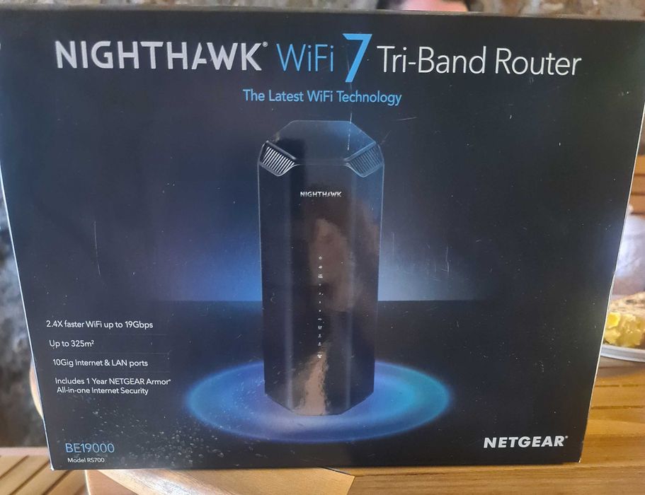Ruter wireless Netgear Nighthawk rs700 wifi 7 triband router
