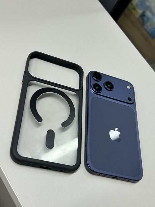 iPhone XR курпусе 17 pro