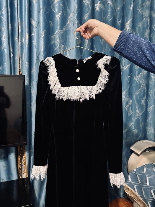 платья на вечер