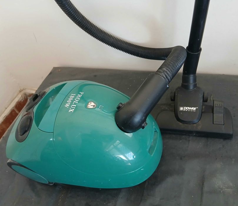 Прахосмукачка PROLUX 1800W