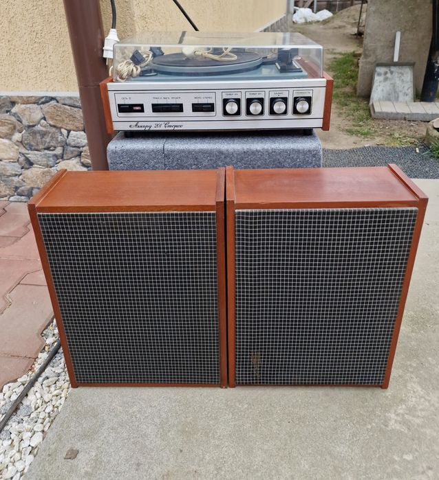 Pick-up + 2 boxe funcționale