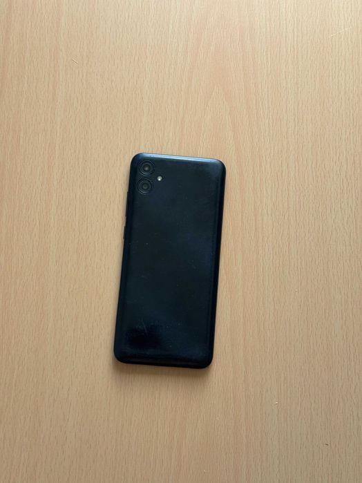 Samsung A04e -piese placa de baza buna liberă !