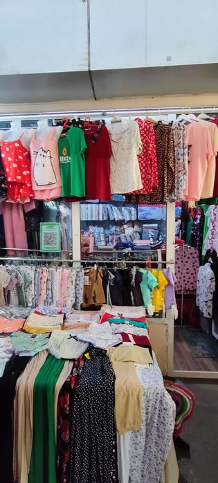 Продам магазин 3*3.  9кв. Дехкон базар сергели