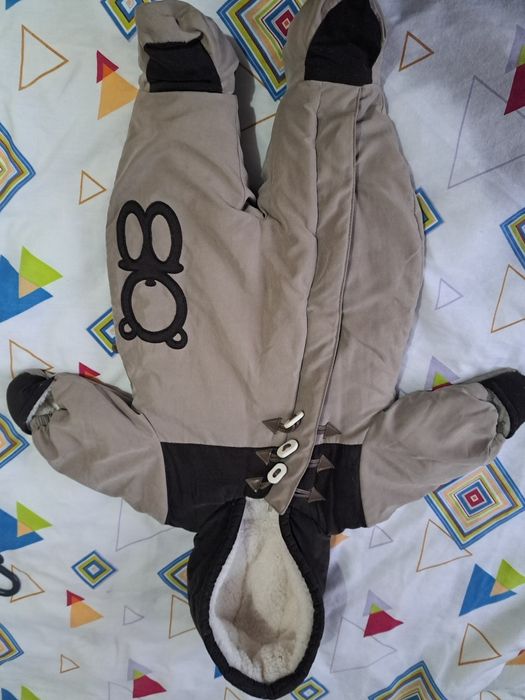 Combinezon  mărimea56 , 68, 67 (3-6luni),62