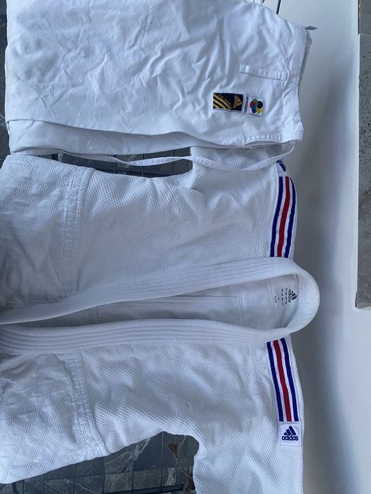 Продам Кимоно для дзюдо