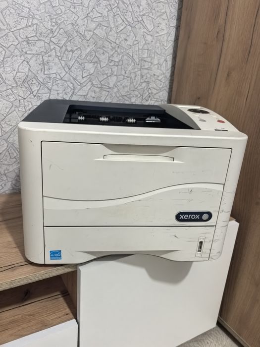 Продам принтер Xerox Phaser 3320
