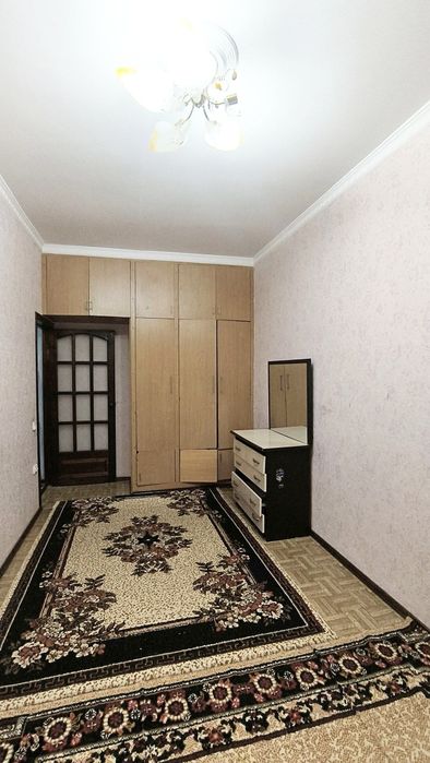 Сдаётся квартира Чиланзар 9 квартал 2/4/4