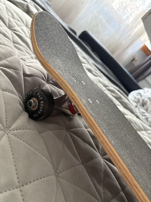Skateboard RAD colorat