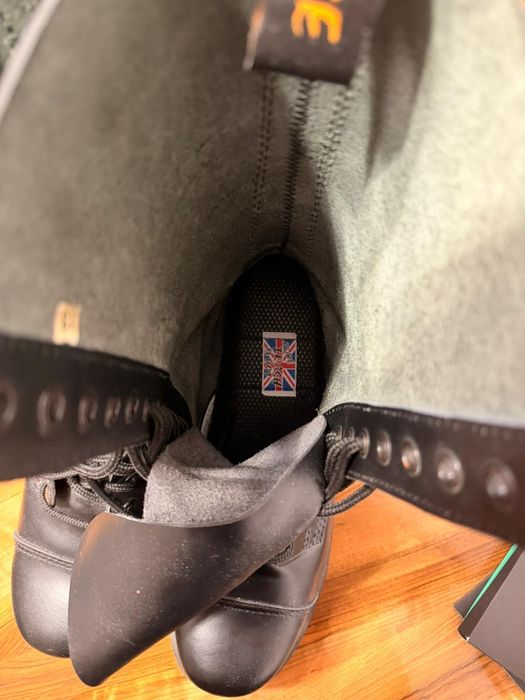 Bocanci Pure Trash nr.13 cu 14 găuri noi