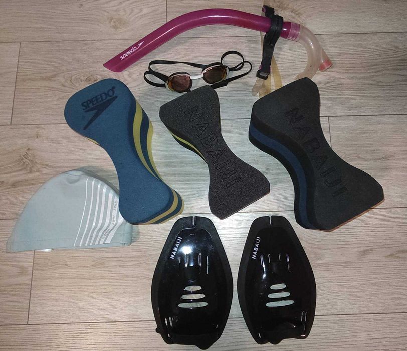 Плувни аксесоари: Speedo, Arena, Nabaiji - бански, педълси и плавници