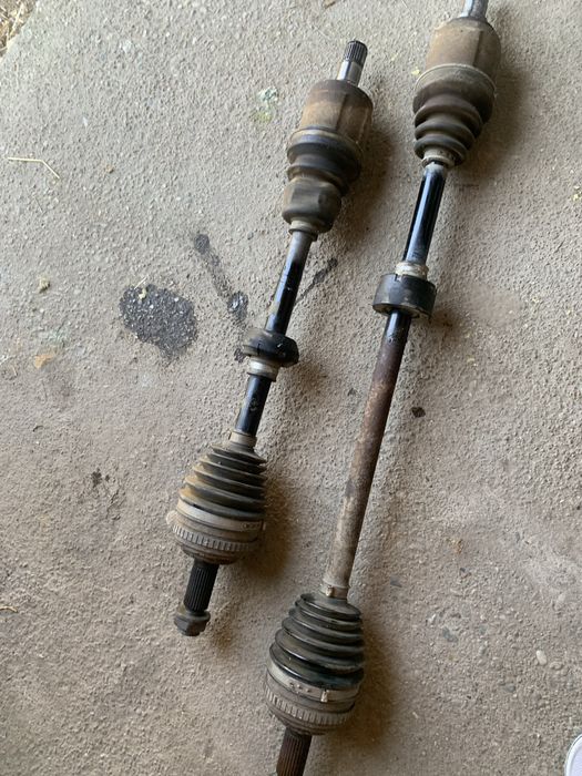 Alternator/ Pompa ulei  Honda Stream 1.7 benzina