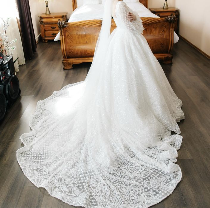 Продам свадебное платье