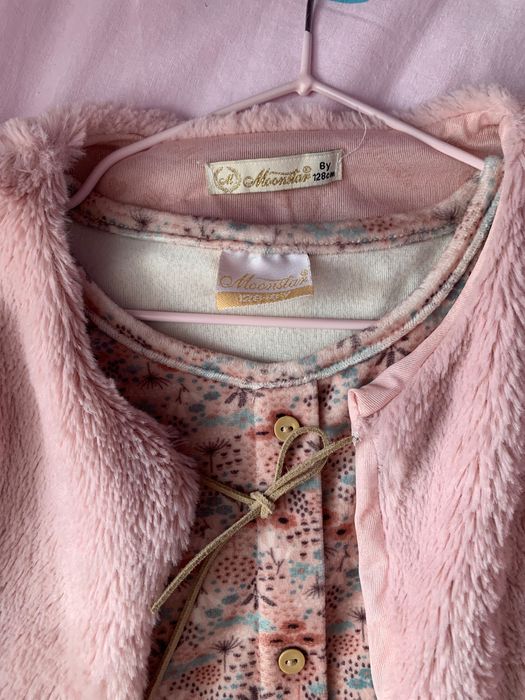 Детски  рокли и къси панталони 128