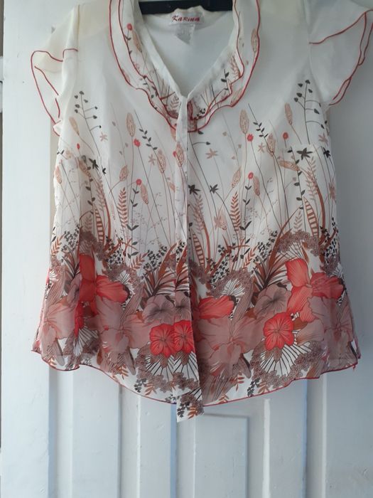 Елегантна блузка Karina
