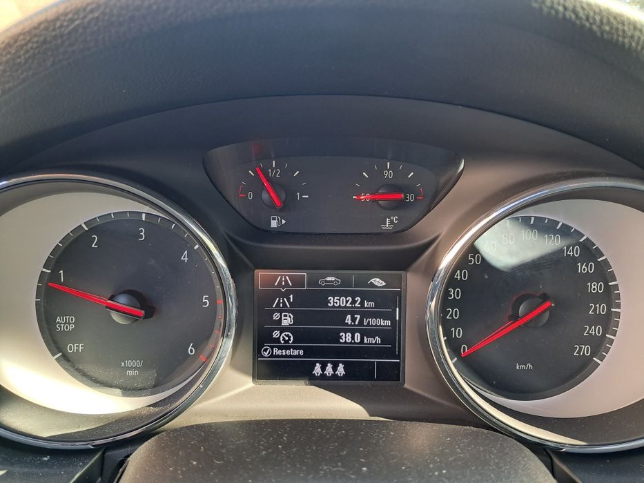 Vând Opel Astra K hatchback 1.6 diesel 110cp - mașina de week-end