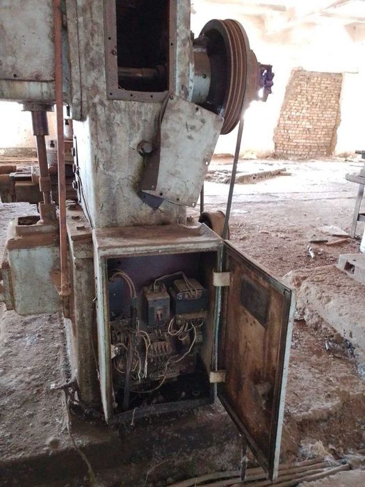 Строгални станок сотилади (вертикални)